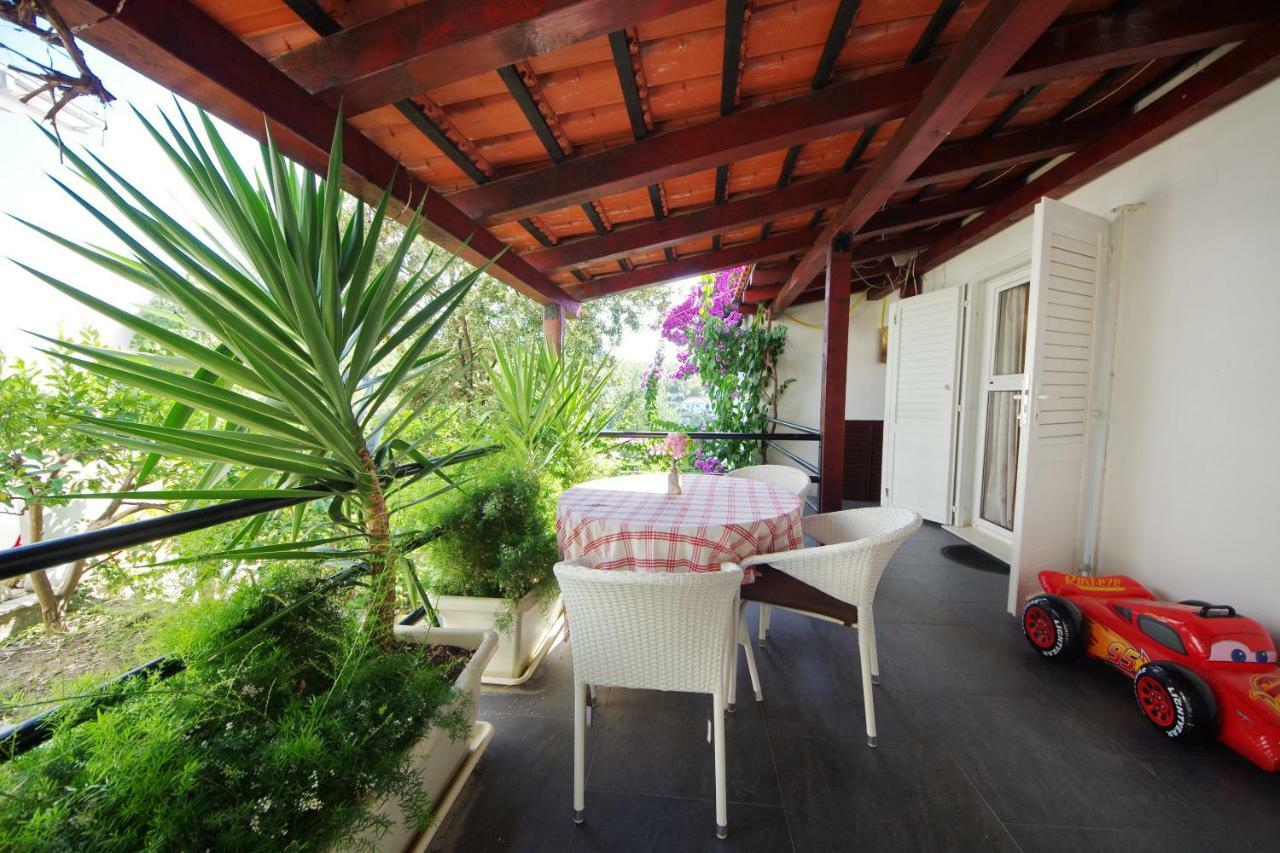 Apartments Villa Hraste Hvar フヴァル エクステリア 写真